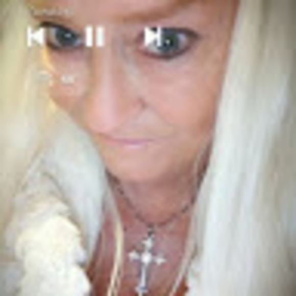 debbiegroves